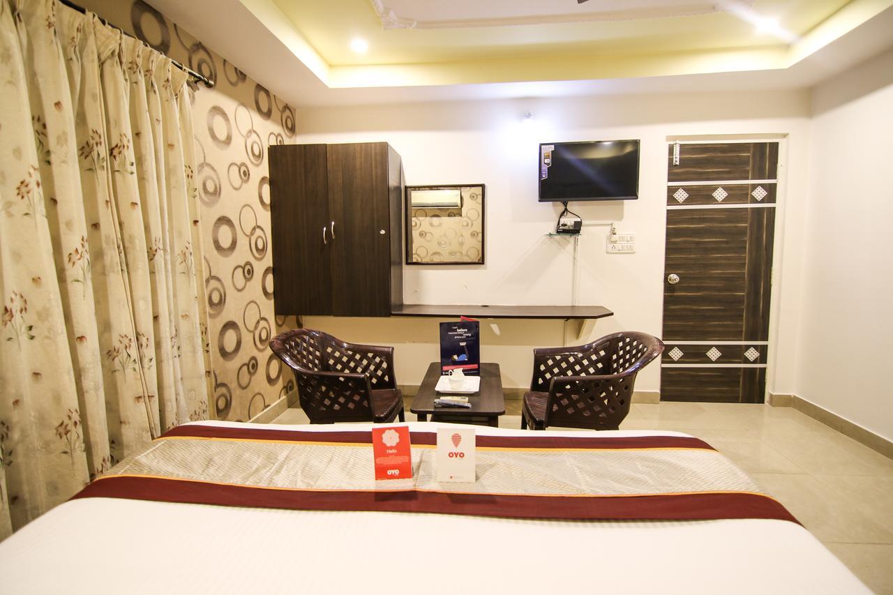 Oyo 9207 Chakri Guest House ヴィシャーカパトナム エクステリア 写真